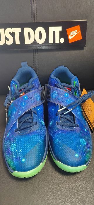 Nike Team Hustle Lego, номер 39