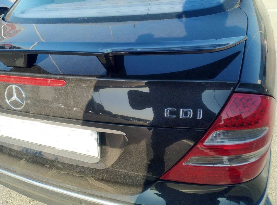 Спойлер за багажник или таван, хечбек антикрило черно 132 см х7 см.