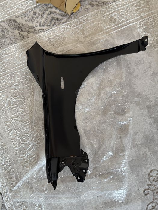 Правые Крыло Камри 40