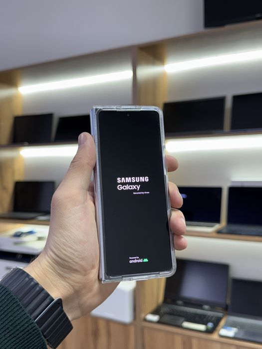 Samsung Galaxy Z Fold5