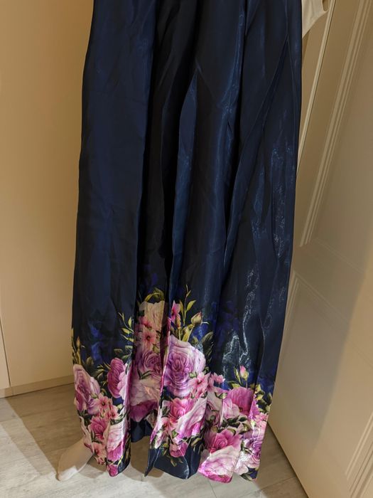 Продам платье Турция