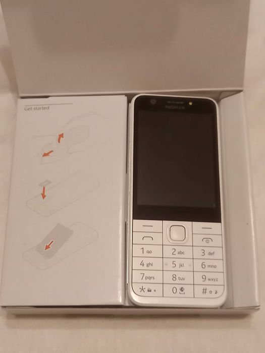 Продавам NOKIA 230