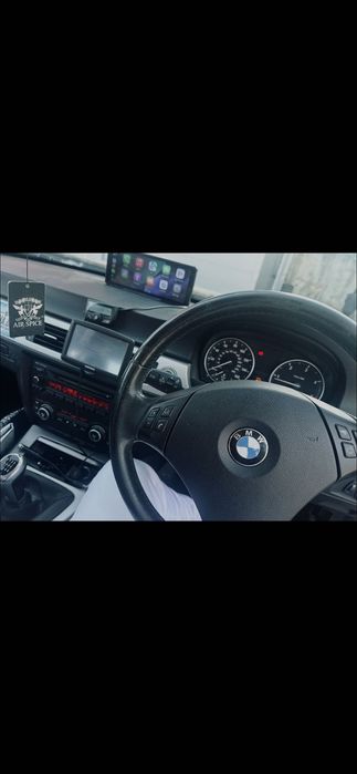 Автомобил : BMW 320