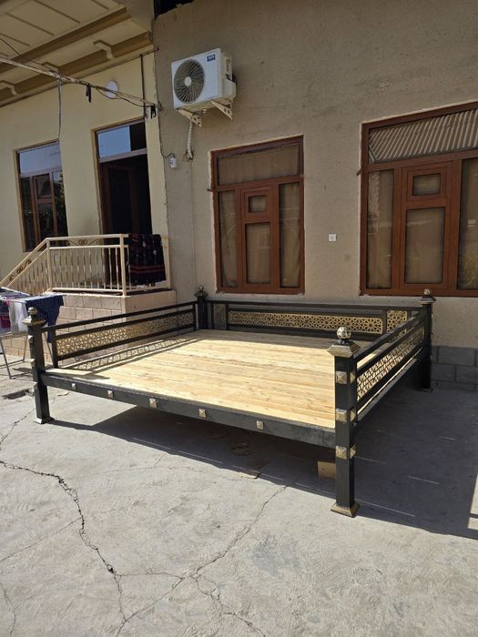 Temir tapchan kravat soʻri