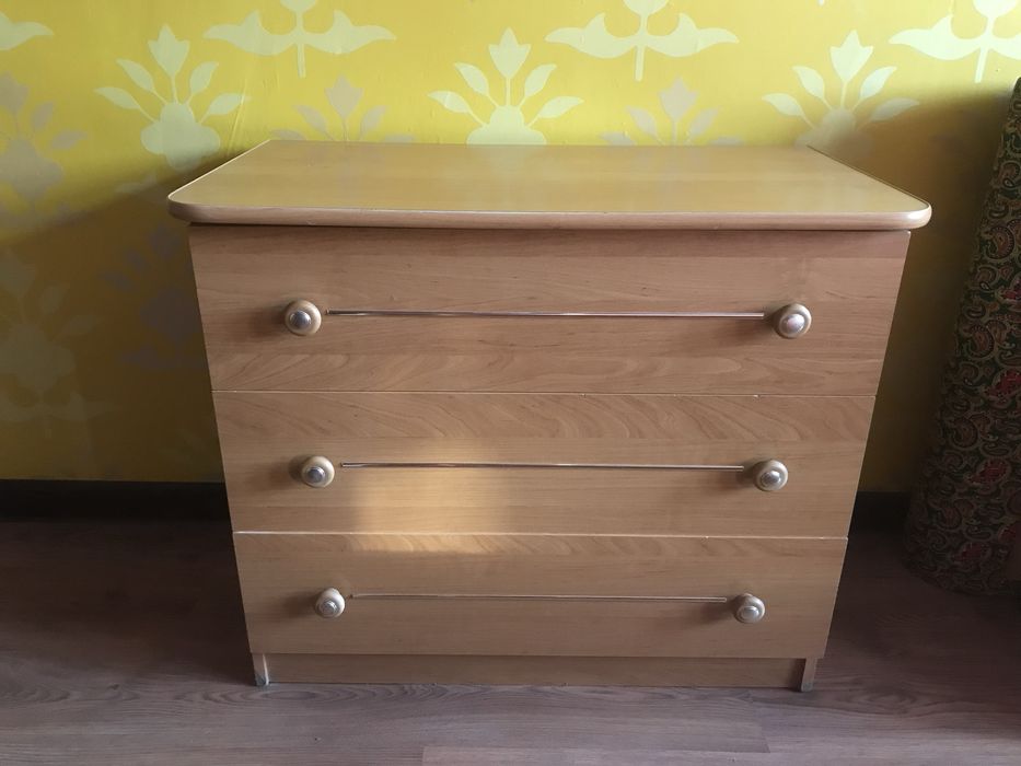 Спальный гарнитур