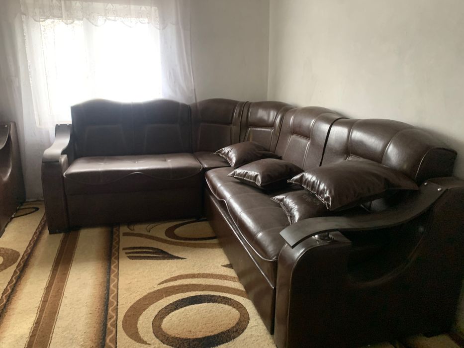 Canapea din piele Marou