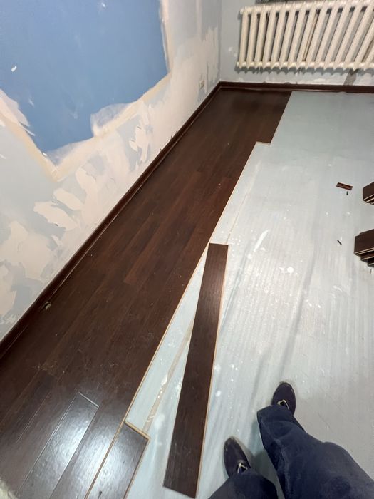 Ламинат бу черный