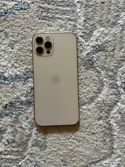 Iphone 12 pro  sotiladi