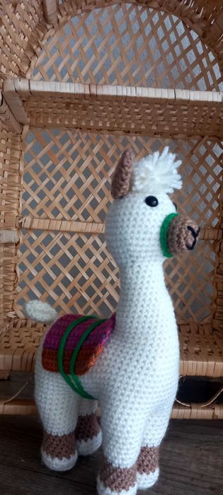 Уникални плетени играчки за декорация и усмивки