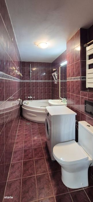 2 Camere / Bulevardul Unirii, Bloc Zepter