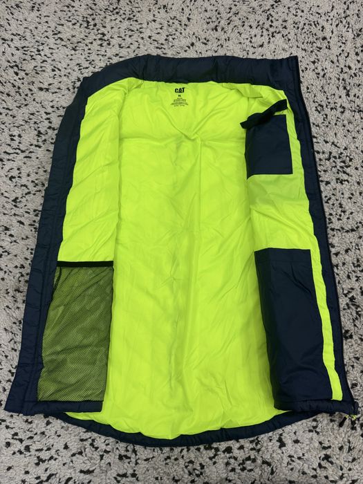 Мъжки елек CATERPILLAR . Размер XL