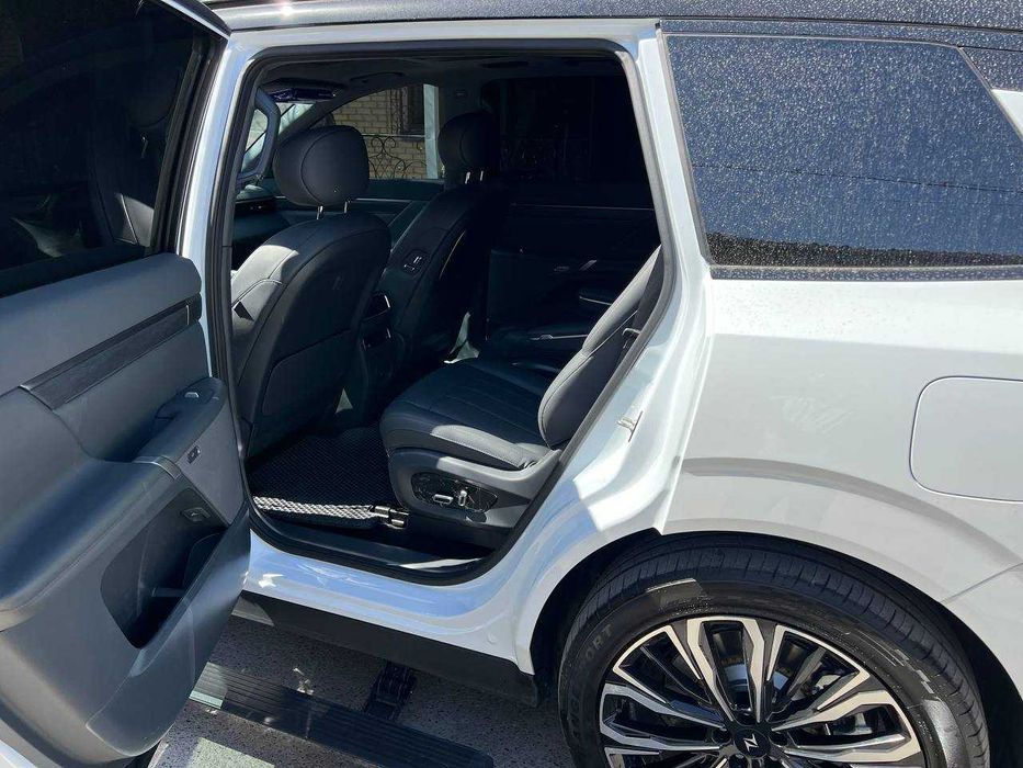 Donfeng EP 008 oq rangda holati ideal