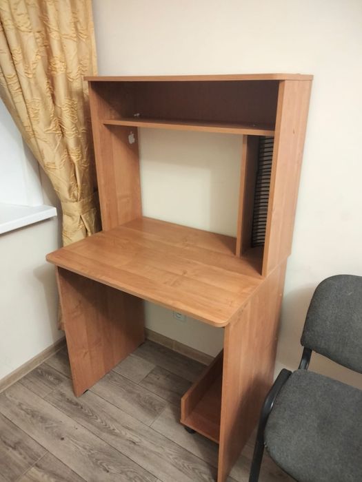 Стол компьютерный продам