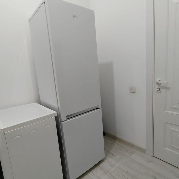 Продаю холодильник