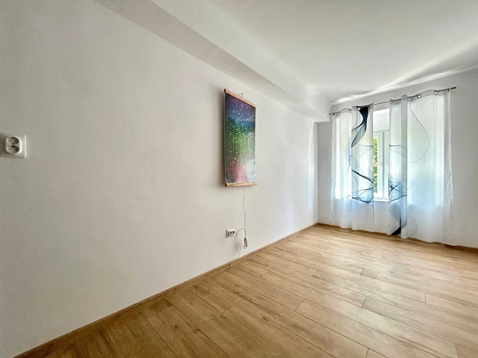 Garsonieră Renovată Integral | Zonă Ultracentrală | Piața Mihai Viteazu | Construcție Reabilitată | Potențial Investiție