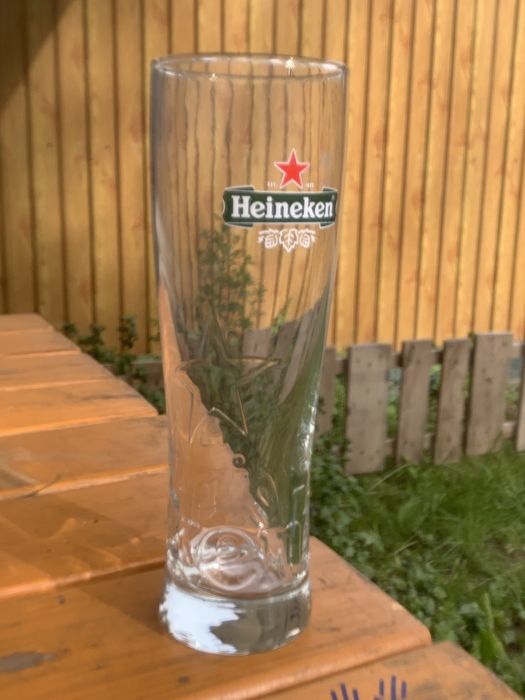 Пивные бокалы Heineken