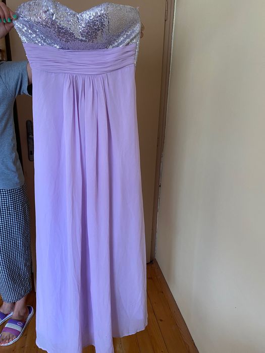 Чисто нови дамски рокли размер С