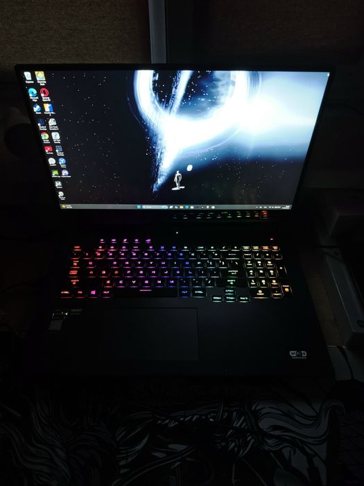 Asus rog Strix G17 в идеальном состоянии