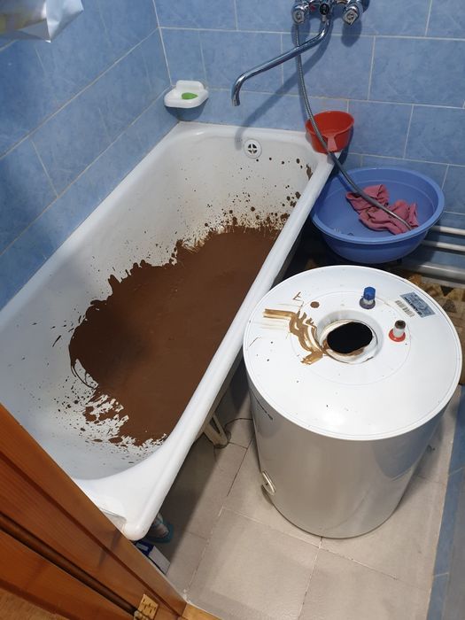 Чистка, ремонт и установка аристонов