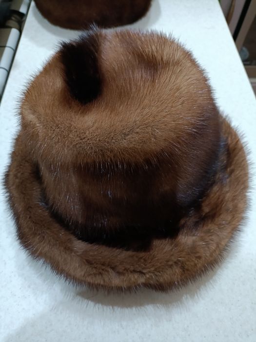 Продам норковые шапки