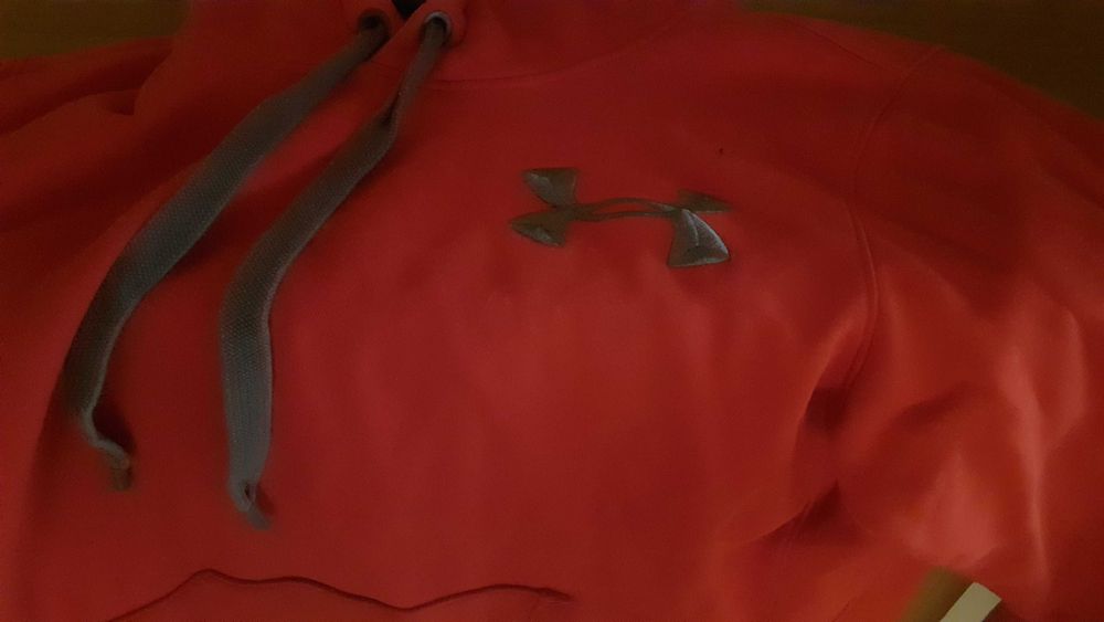 Суитшърт under armour