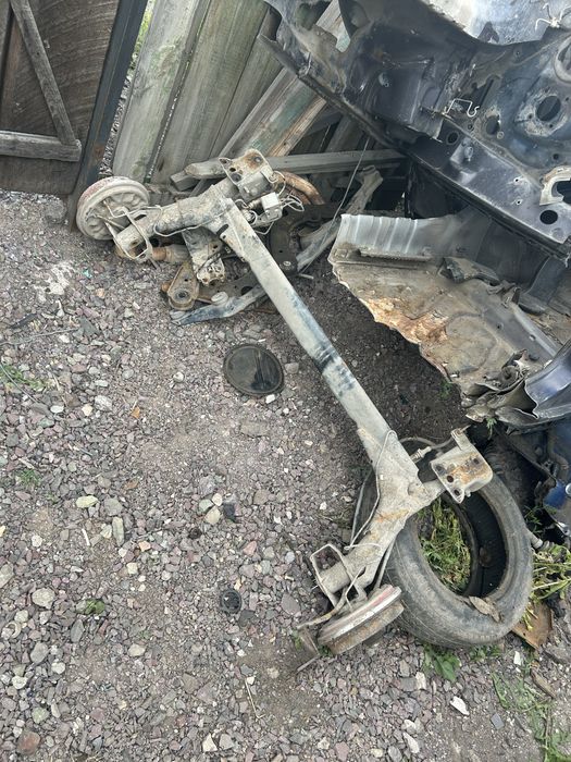 Балка задняя гольф 3 в сборе