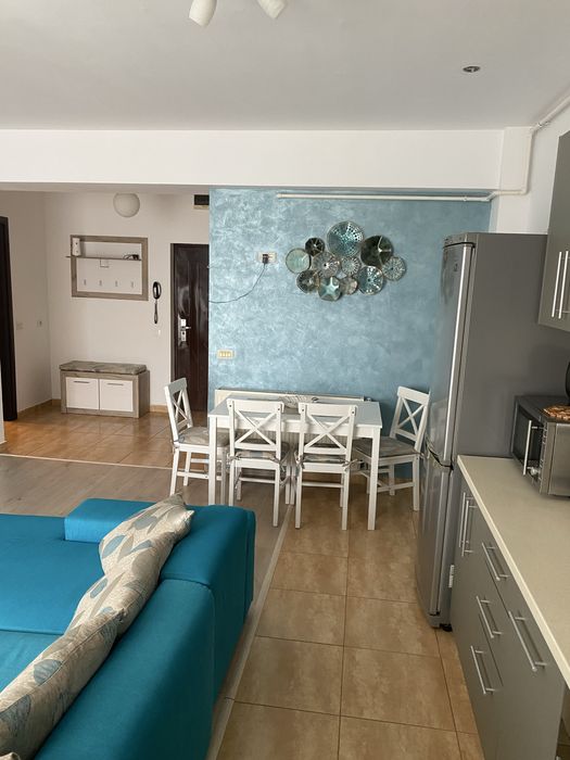 Apartamente de inchiriat