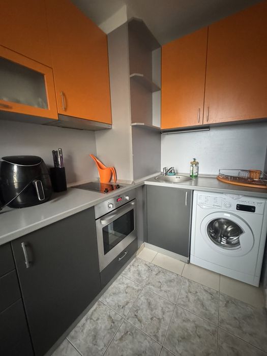 Дава се под наем Тристаен апартамент в Стара Загора, Била - 60 кв.м за 318.75 € - Снимка #12