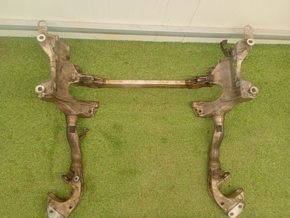 Jug/cadru motor Audi A5 2.0tdi CAHA/CAH