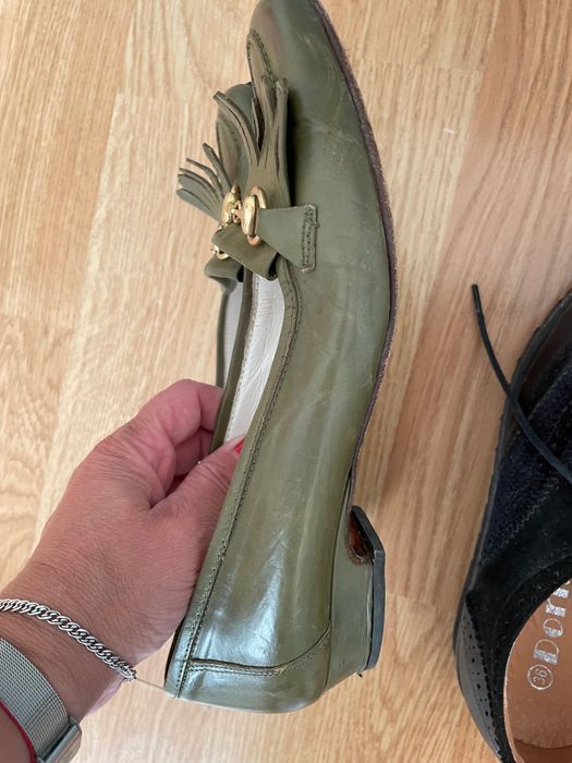 Три чифта дамски обувки за 8 лв.