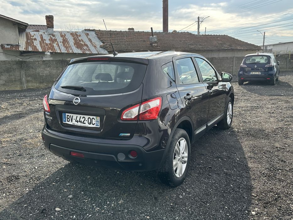 Nissan Qashqai / 1.5 DCI / 2011