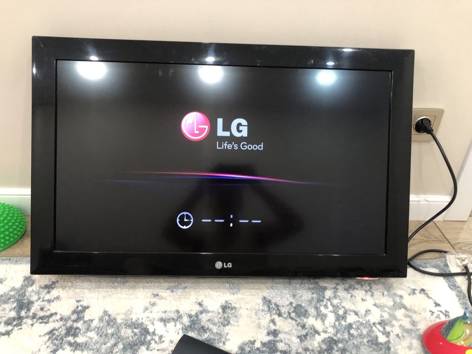 Телевизор LG 80 дюймов