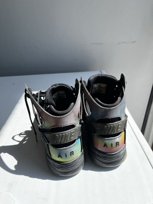 Vand adidasi nike marimea 40