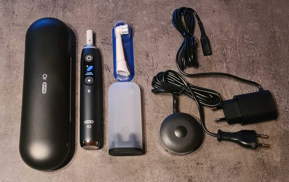 Periuta de dinti electrica ORAL-B iO9