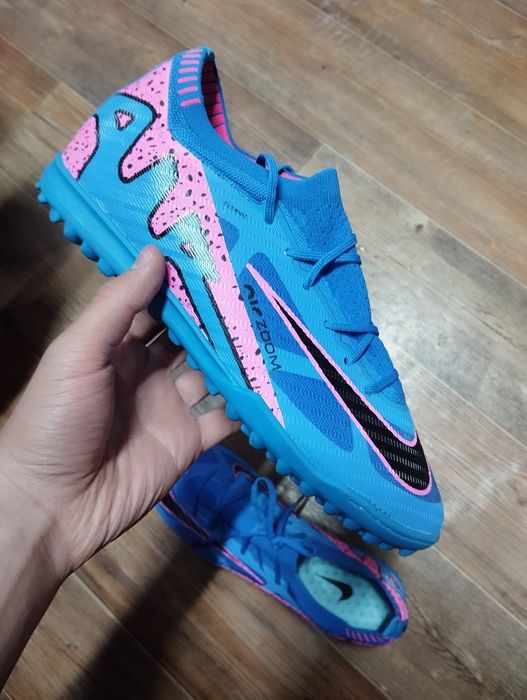 Футбольная обувь