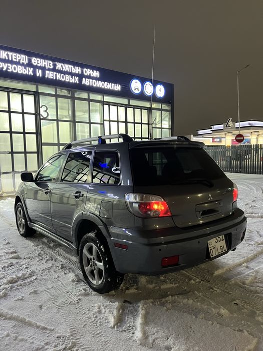 Mitsubishi outlander