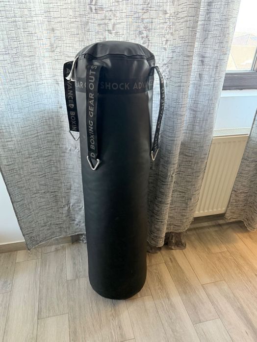 Sac box nou , vând nu am ce face cu el