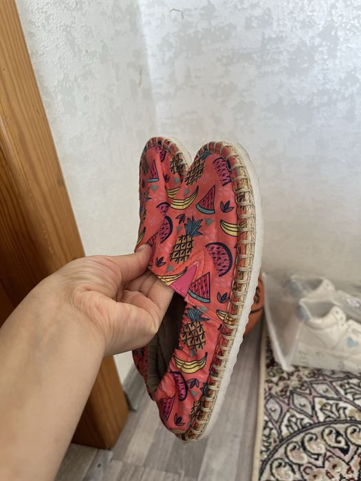 Обувь на девочку