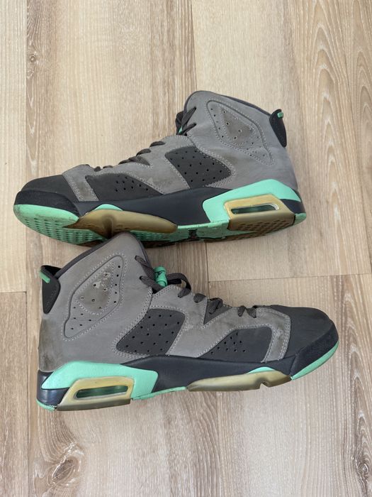 Уникални кецове Jordan Retro