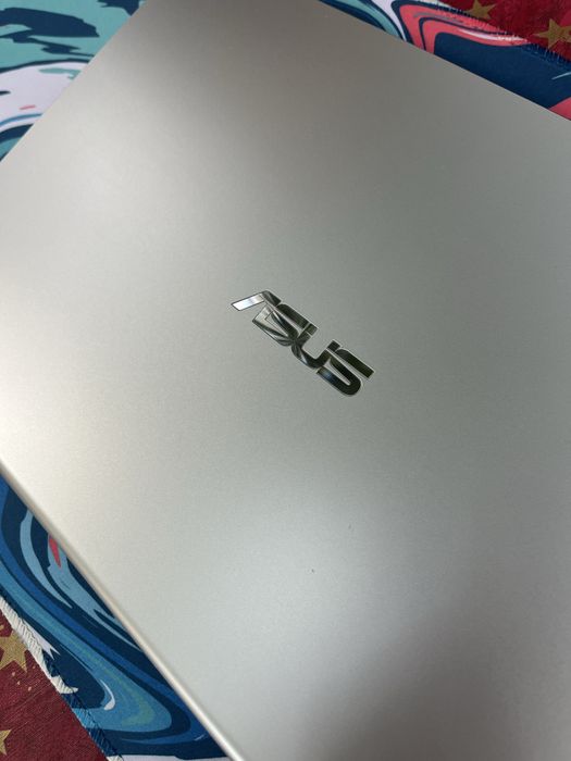 Laptop ASUS  ca nou