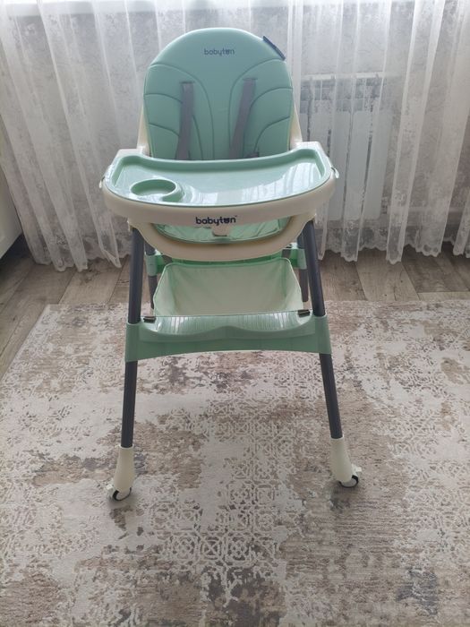 Продам стульчик для кормления