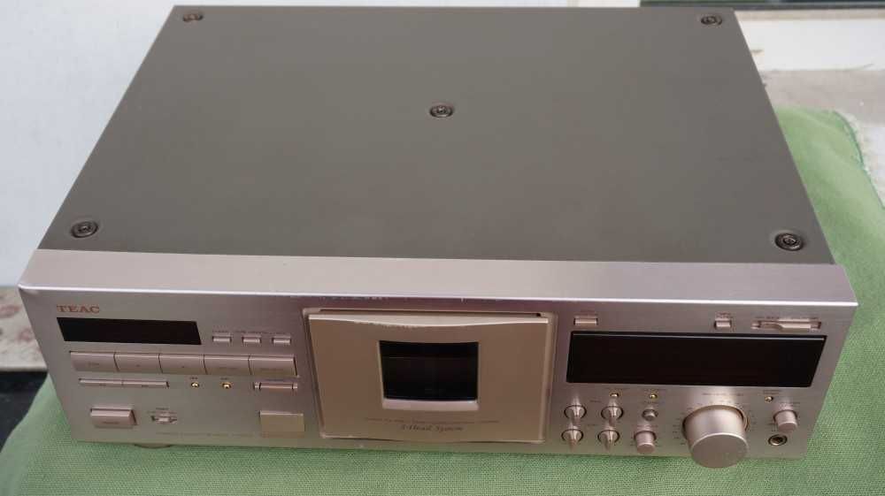 Casetofon deck TEAC V7000