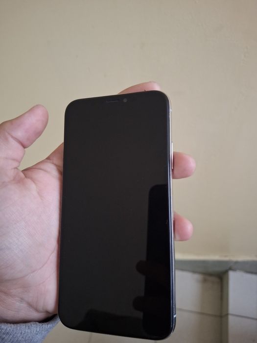 Iphone X, 64gb, +airpods 2