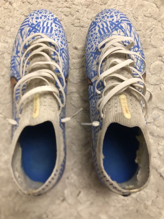 бутсы продаются срочно