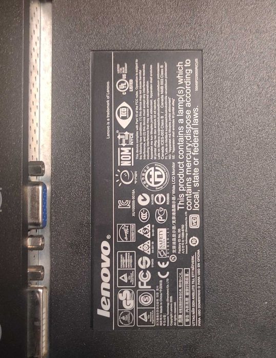 Монитор Lenovo 22 (55,9)