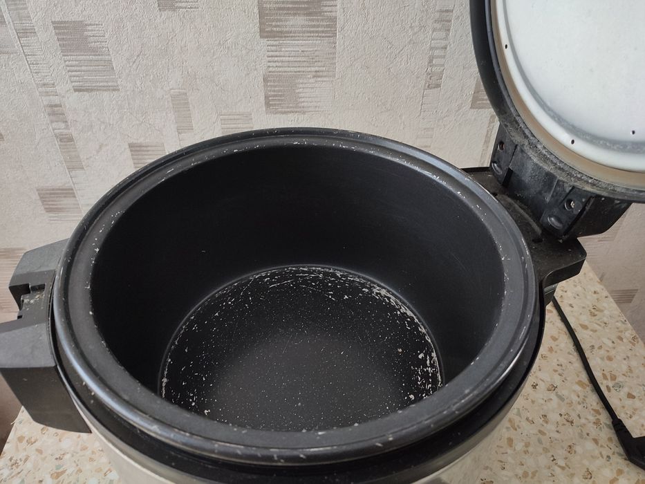 Продам рисоварку 13л, 50 000тг.