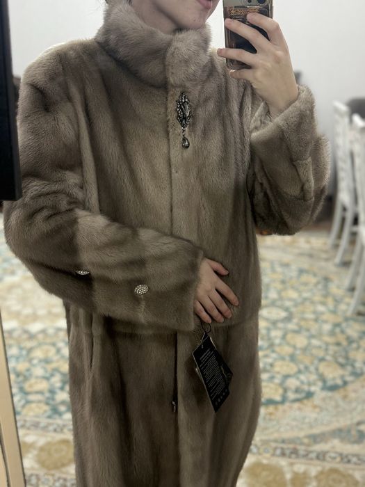 Продается новая норковая шуба