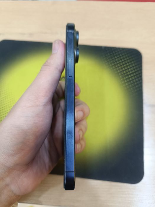 Продам iPhone 15pro Max  512gb