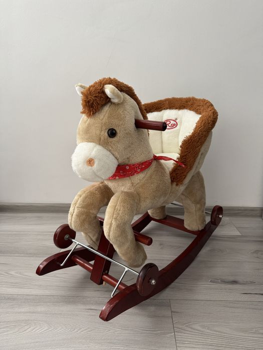 Calut Balansoar cu spatar roti si sunete RCO