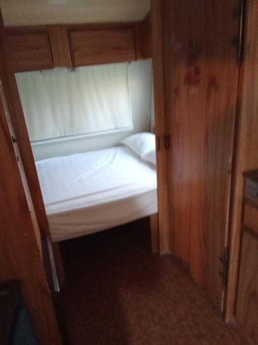 Каравана с веранда в Кариани до плаж -50 евро.